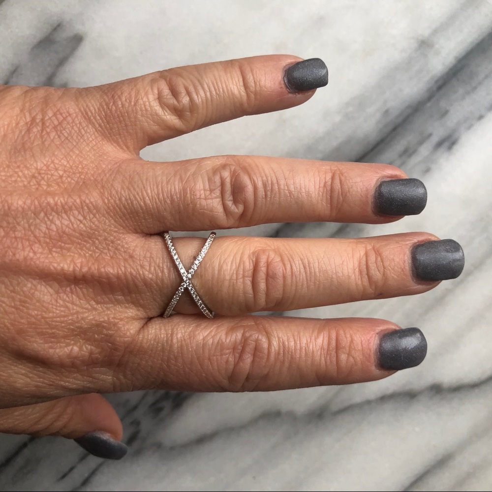 Sterling silver CZ overlapping ring crossover - Picture 3 of 7